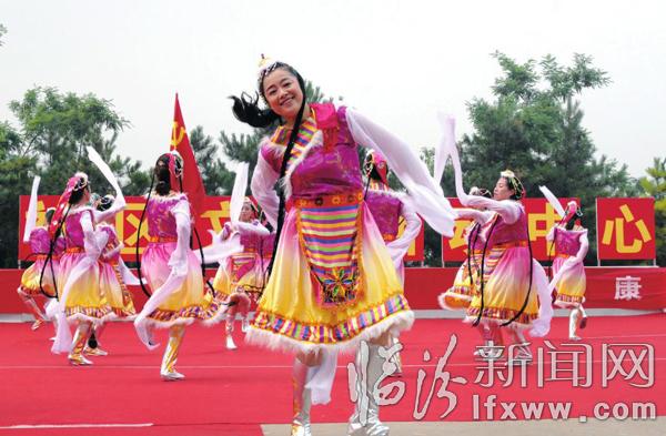 鄉(xiāng)寧縣240余名健身志愿者走進(jìn)南閣社區(qū)